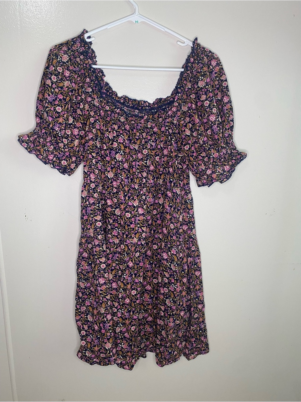 Old Navy Black Mini Dress with Pink Floral Print Puff Sleeve Size Small EUC